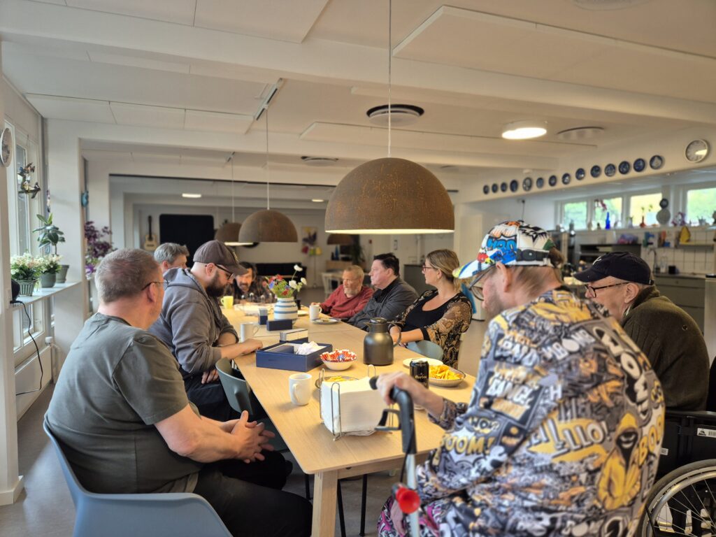 Café Thor: Frivillige til bosted for udsatte borgere